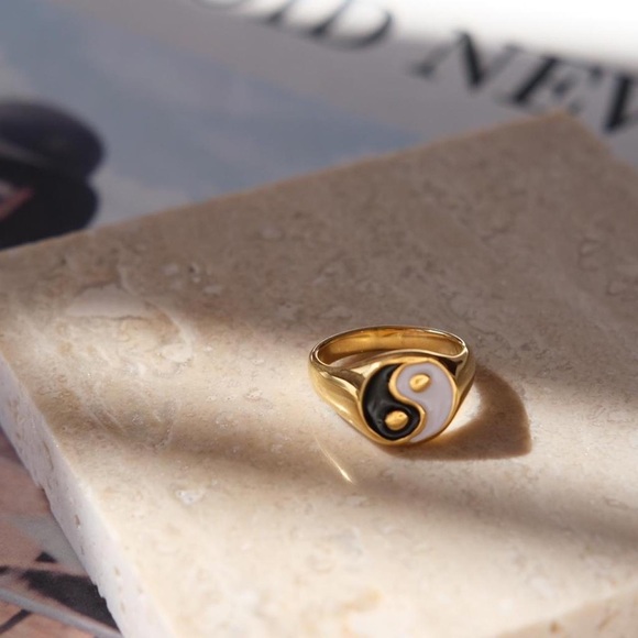 CLOSING SALE! 18K Gold Plated Ying-Yang - Picture 2 of 4